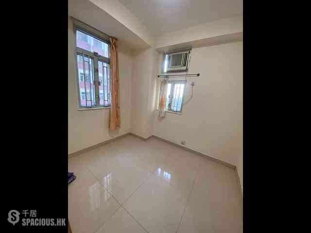 Kennedy Town - Pearl Court 06