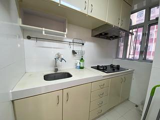 Kennedy Town - Pearl Court 08