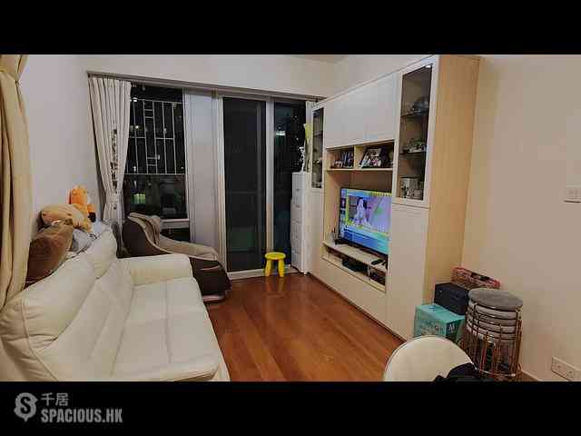 Tseung Kwan O - Savannah Block 5A 02