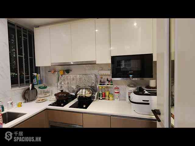 Tseung Kwan O - Savannah Block 5A 07