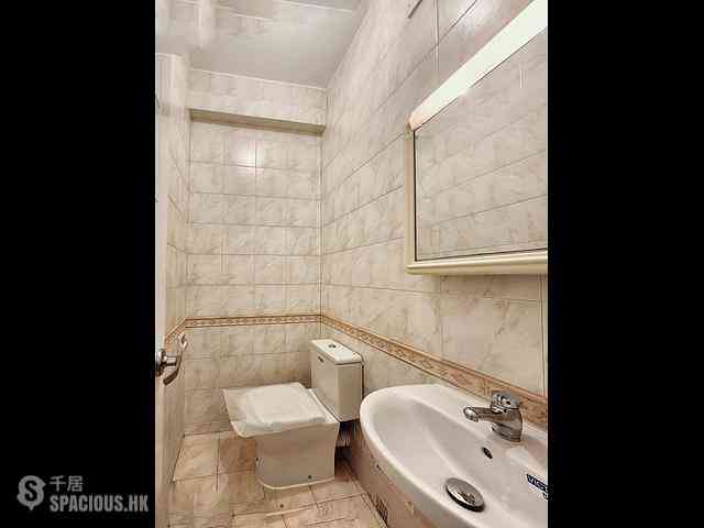 Mid Levels Central - Kennedy Heights 10