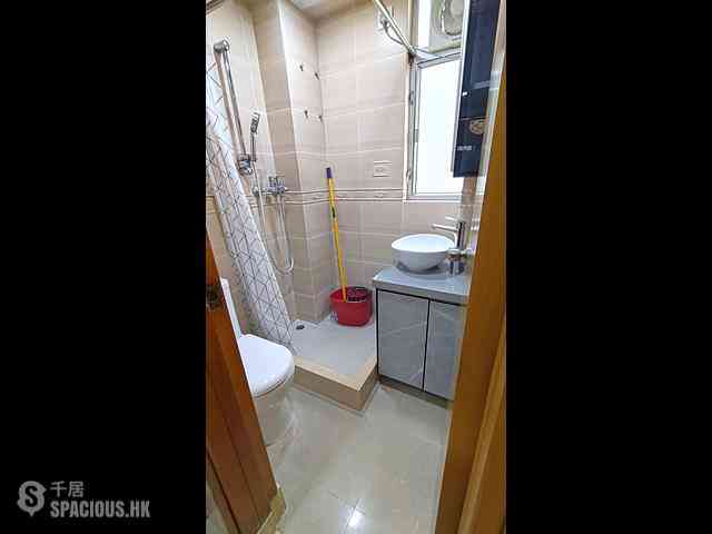 Sheung Wan - 177, Queen's Road West 07