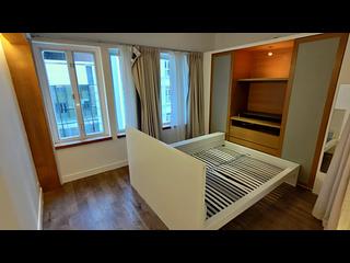 Soho - Winning House 03