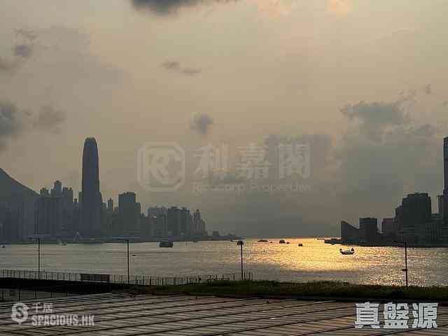 North Point - City Garden 01