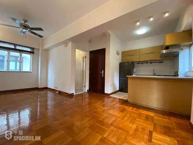 Kennedy Town - Wing Tai Mansion 02