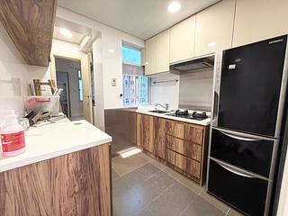 Braemar Hill - Coral Court 04