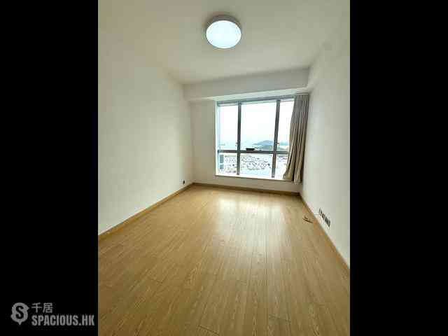 Wong Chuk Hang - Marinella Block 1 03