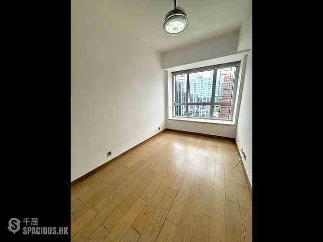 Wong Chuk Hang - Marinella Block 1 04
