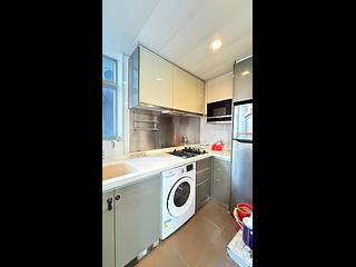 Sai Ying Pun - Island Crest Block 1 03