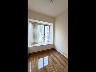 Sai Ying Pun - Island Crest Block 1 09