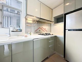 Sai Ying Pun - Island Crest 04