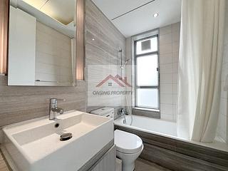 Sai Ying Pun - Island Crest 05