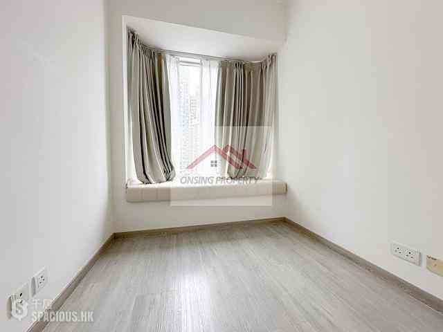 Sai Ying Pun - Island Crest 09