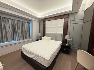 West Kowloon - The Harbourside Block 2 07