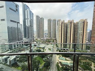 West Kowloon - The Harbourside Block 2 09