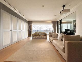 Stubbs Road - Evergreen Villa 02