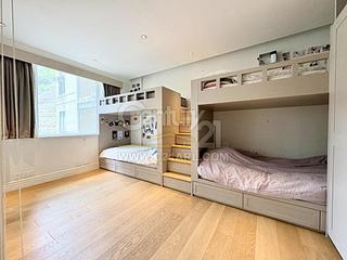Stubbs Road - Evergreen Villa 12