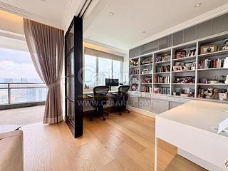 Stubbs Road - Evergreen Villa 05