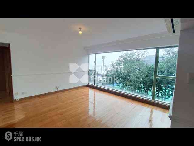 Stanley - Bayside House 02