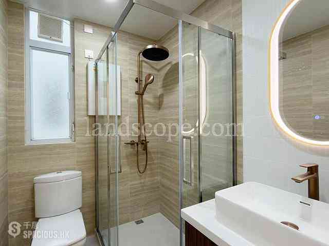 Chung Hom Kok - Hillgrove 11