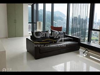 Happy Valley - The Colonnade 03