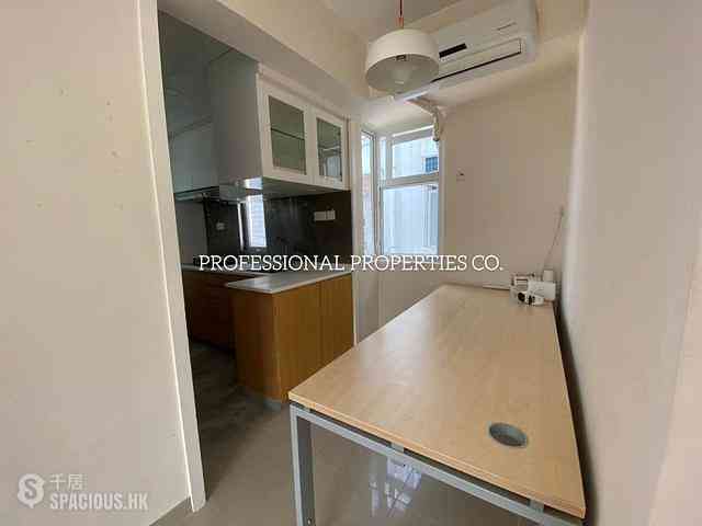 Sai Wan Ho - Lee Ga Building 08