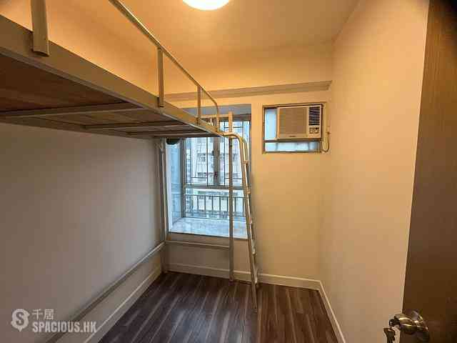 Sai Ying Pun - Lai King Court 03