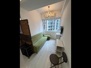Wan Chai - Fu Yuen Building 04