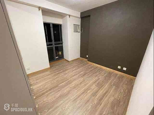 Central - Hollywood Terrace 04