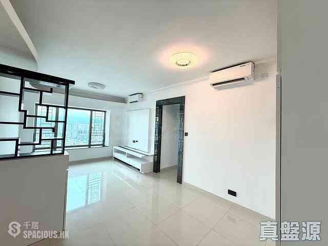 West Kowloon - Sorrento Phase 1 Block 6 02
