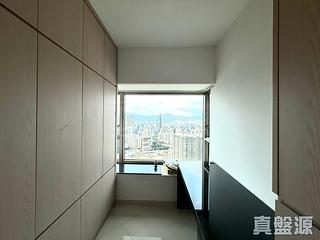 West Kowloon - Sorrento Phase 1 Block 6 09