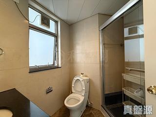 West Kowloon - Sorrento Phase 1 Block 6 10
