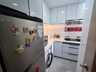 Shek Tong Tsui - Kwan Yick Building Phase 2 07