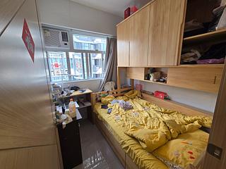 Shek Tong Tsui - Kwan Yick Building Phase 2 03