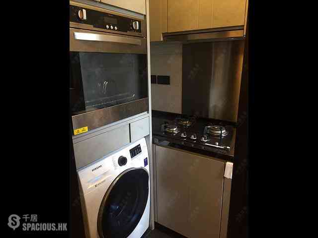 Sai Ying Pun - Tong Nam Mansion 03
