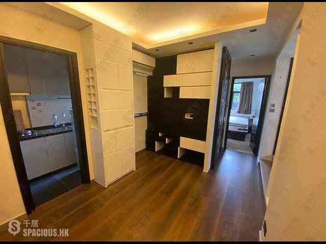 Sai Ying Pun - Tong Nam Mansion 05