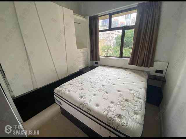 Sai Ying Pun - Tong Nam Mansion 08