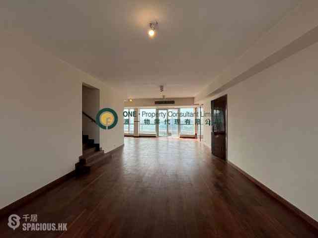 Wong Chuk Hang - Marinella 02