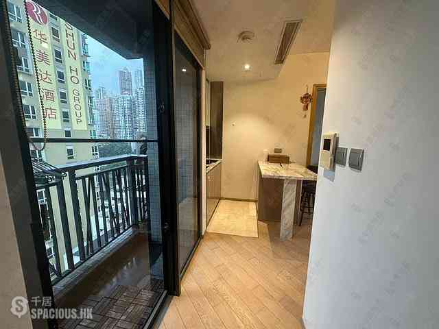 Sai Ying Pun - The Met. Sublime 06