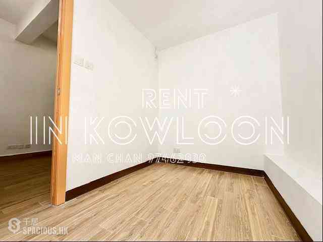 Mong Kok - 945, Canton Road 04