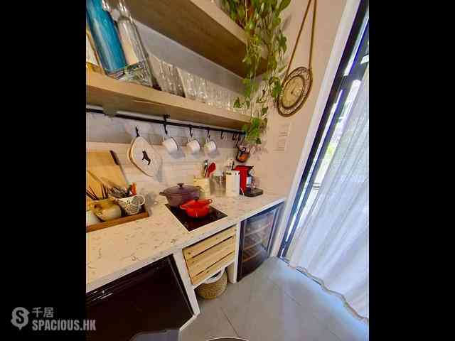 Sai Ying Pun - Yen Shun Mansion 08