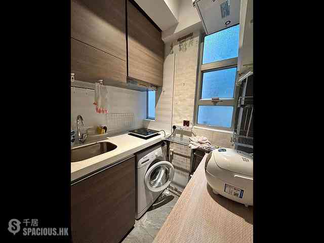 Sheung Wan - Kam Fai House 08