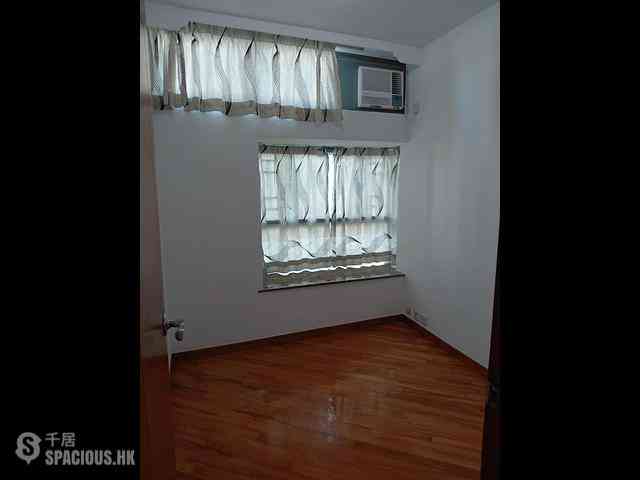 Tung Chung - Tung Chung Crescent 02