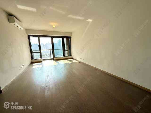 Wong Chuk Hang - The Southside Phase 2 La Marina Tower 1B 02