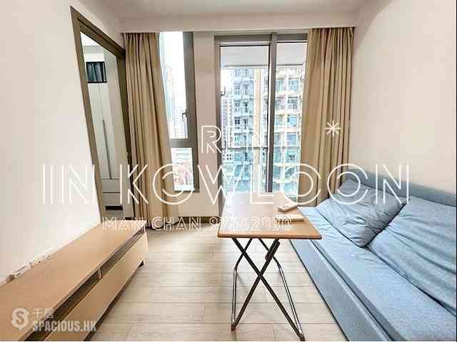 Tai Kok Tsui - L・Living 23 04