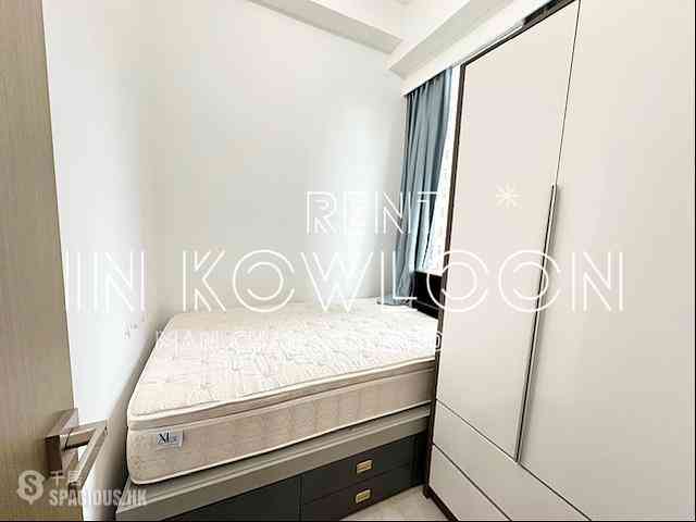 Tai Kok Tsui - L・Living 23 05