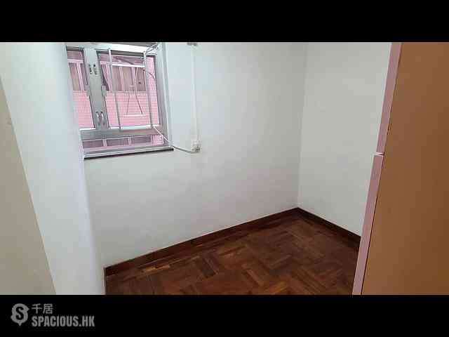 North Point - Yalford Building 06