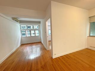 Mid Levels Central - Kings Court 03