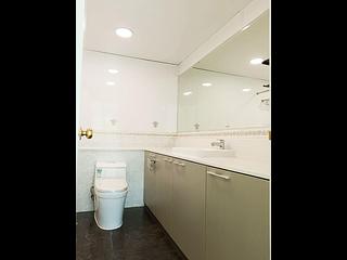 Pok Fu Lam - Regent Palisades Block 3 11