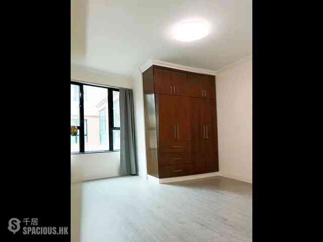 Pok Fu Lam - Regent Palisades Block 3 13